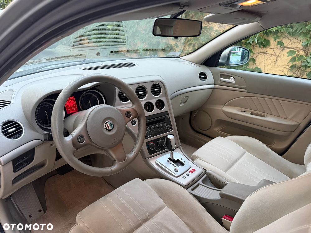 Alfa Romeo 159 1.9JTDM Q-ti - 7