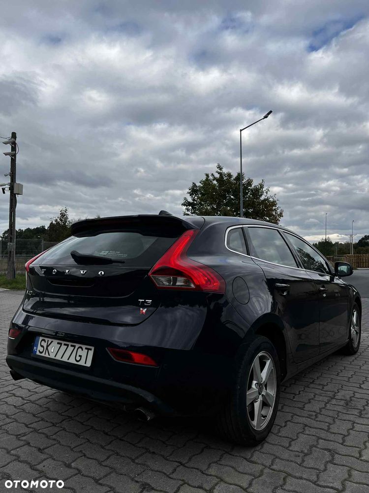 Volvo V40 T3 Drive-E Momentum - 8