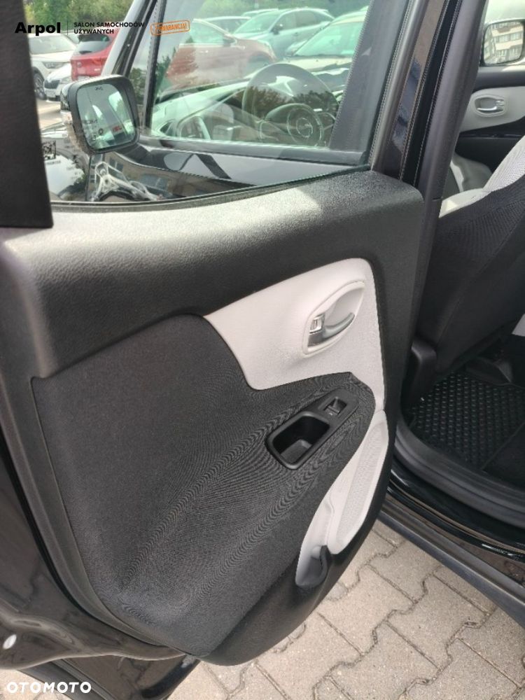 Jeep Renegade - 23