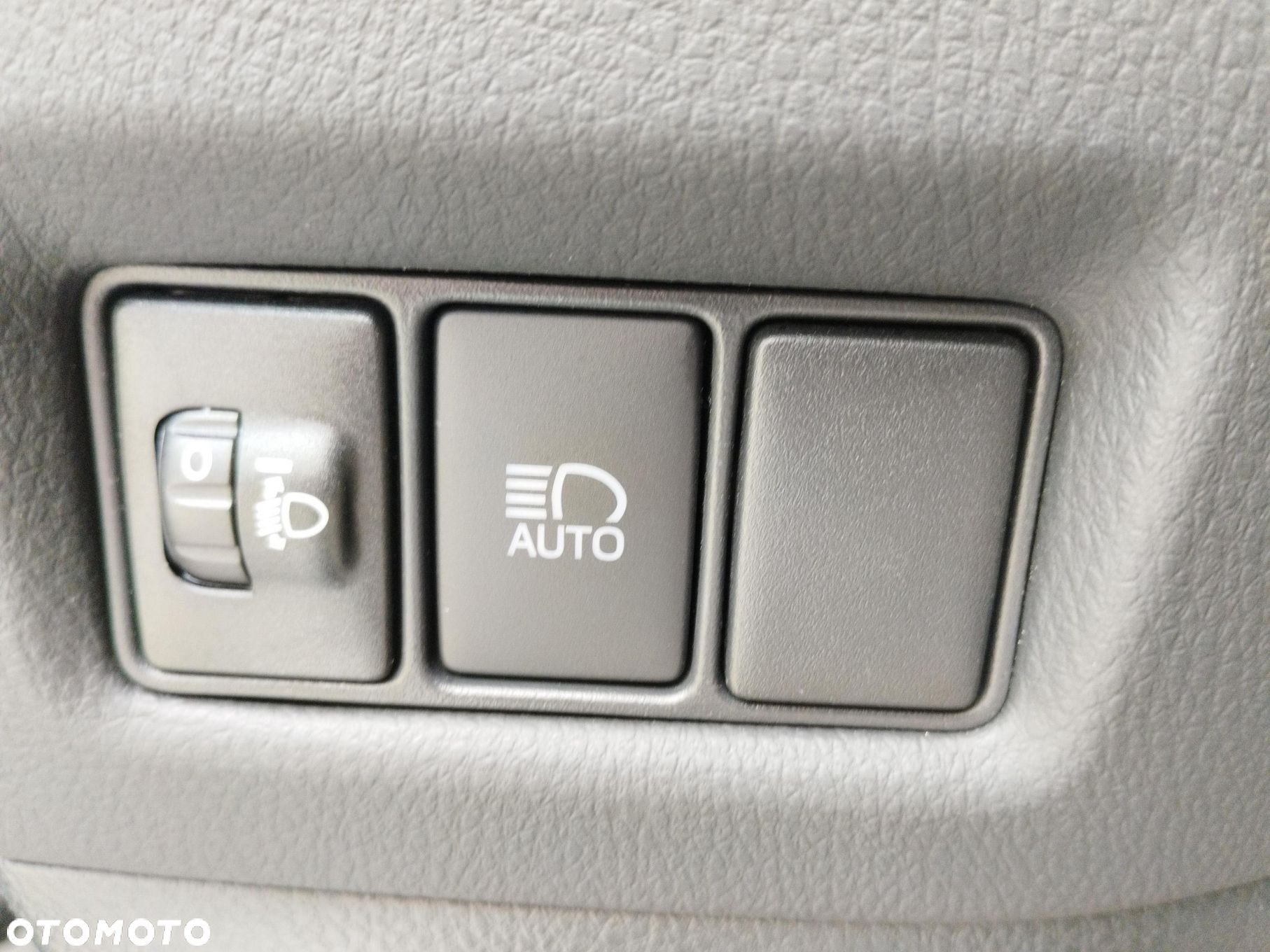 Toyota C-HR 2.0 Hybrid Style - 18