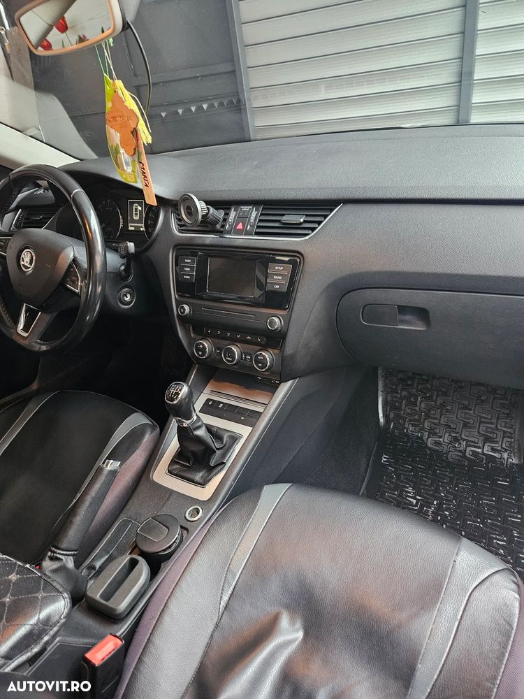 Skoda Octavia - 5