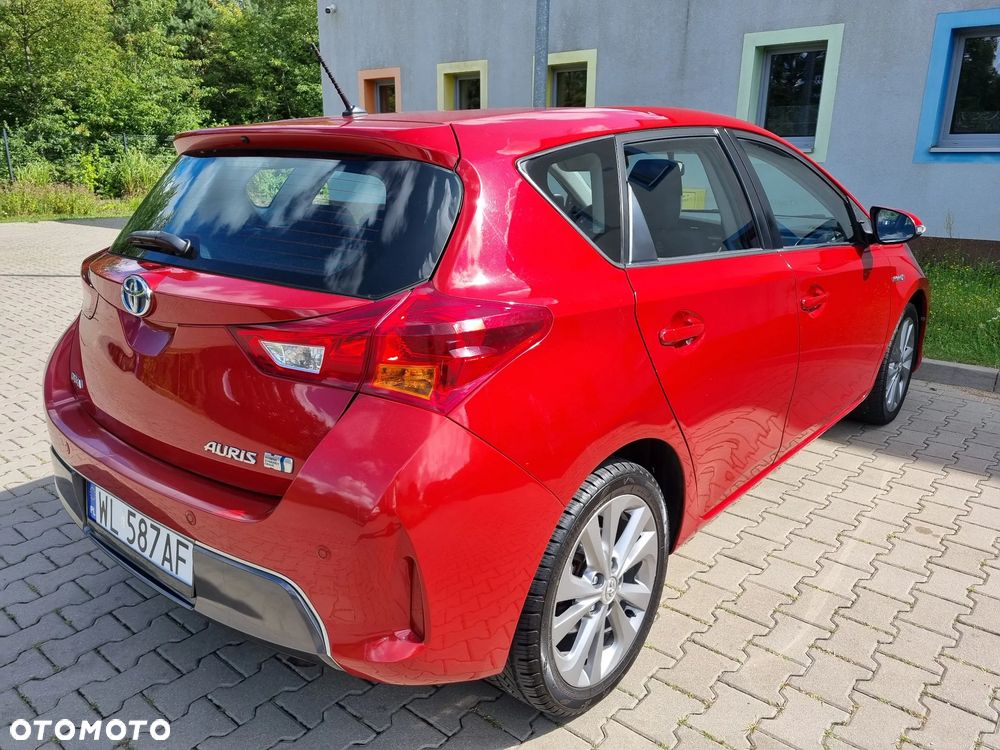 Toyota Auris 1.8 HSD Luna - 4