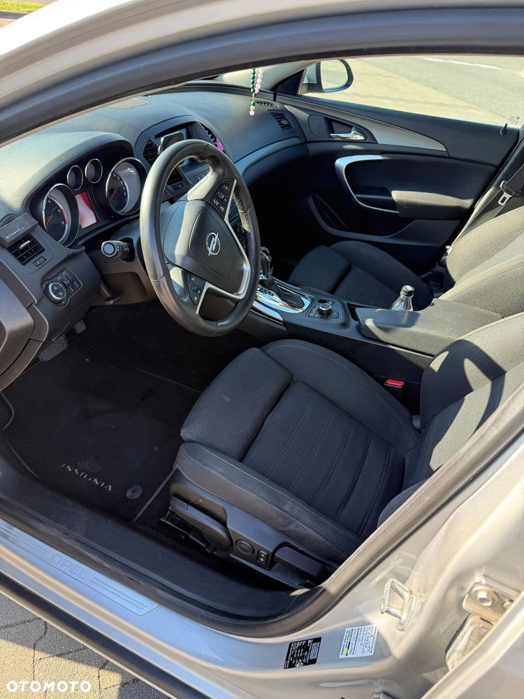 Opel Insignia 2.0 CDTI - 10