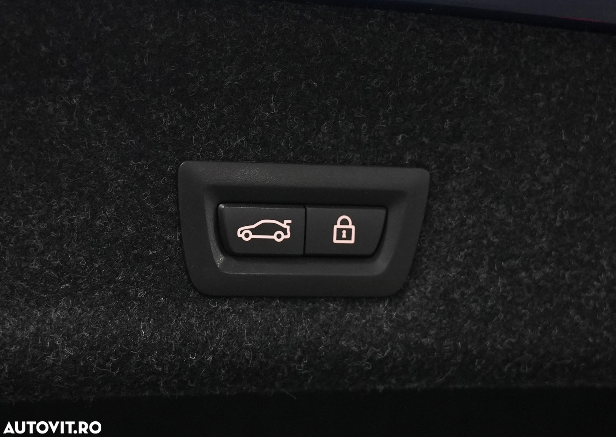 BMW Seria 3 330e AT PHEV - 33