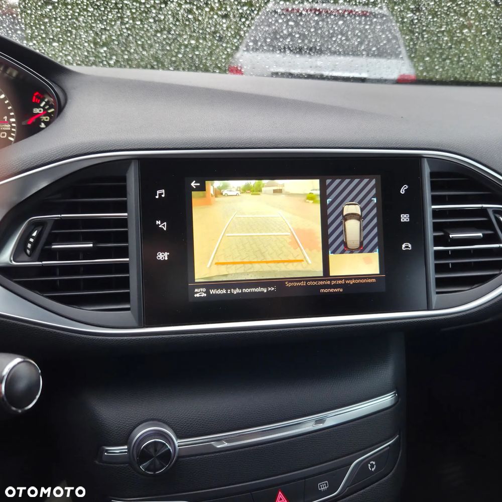 Peugeot 308 - 11