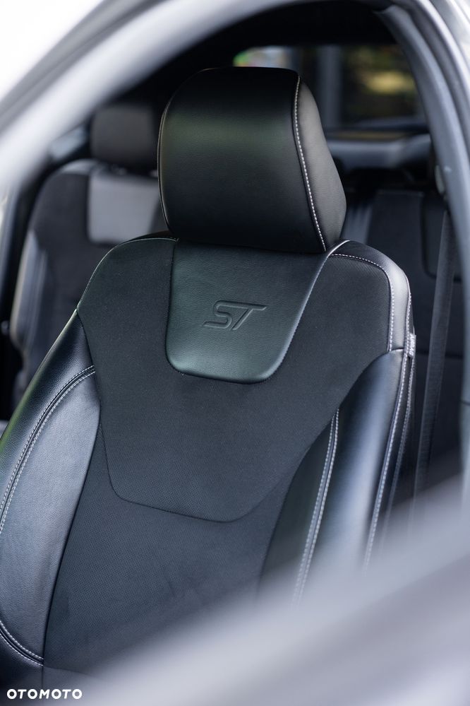 Ford Edge - 17