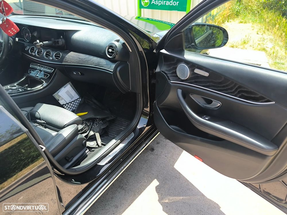Mercedes-Benz E 220 d 4Matic 9G-TRONIC Avantgarde - 10
