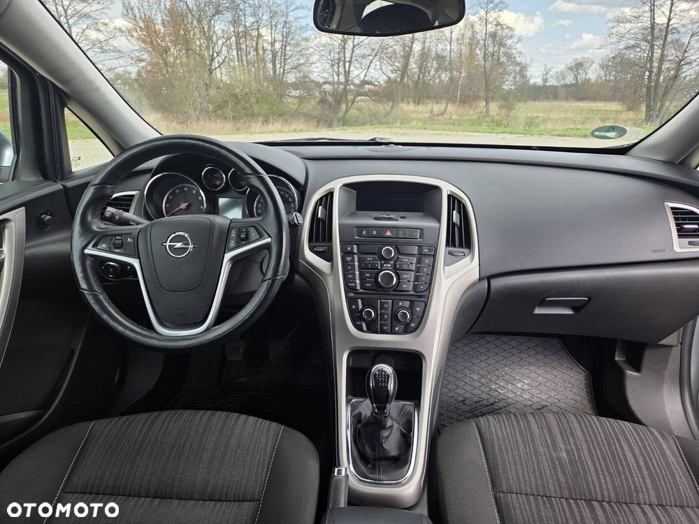 Opel Astra 1.4 T Cosmo - 13