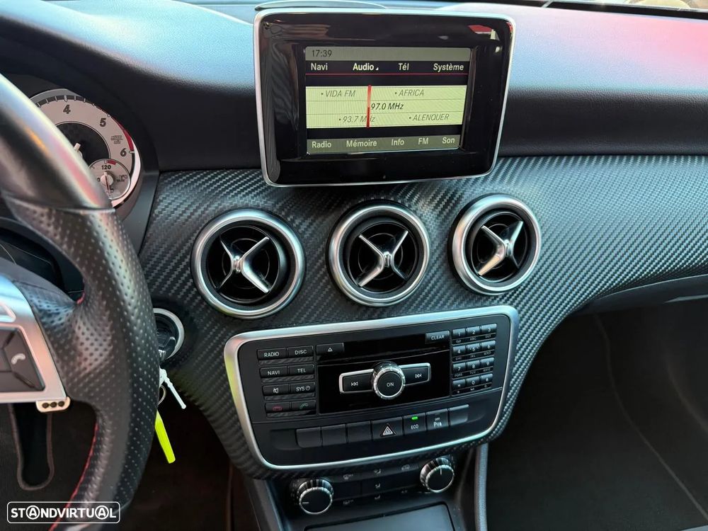 Mercedes-Benz A 220 - 12