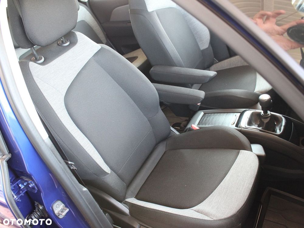 Citroën C4 Picasso 1.2 PureTech MoreLife S&S - 8
