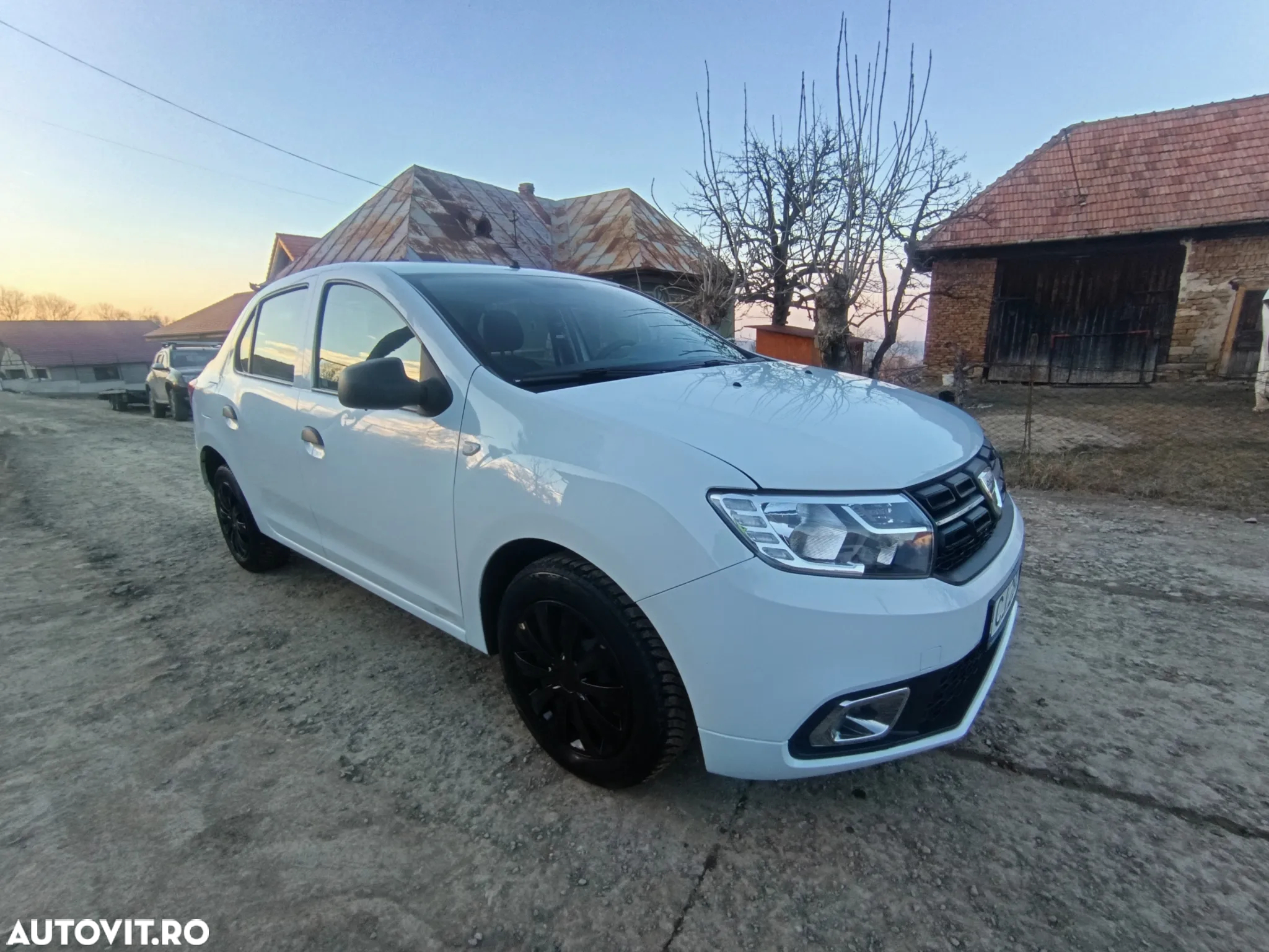 Dacia Logan 1.2 Acces - 5