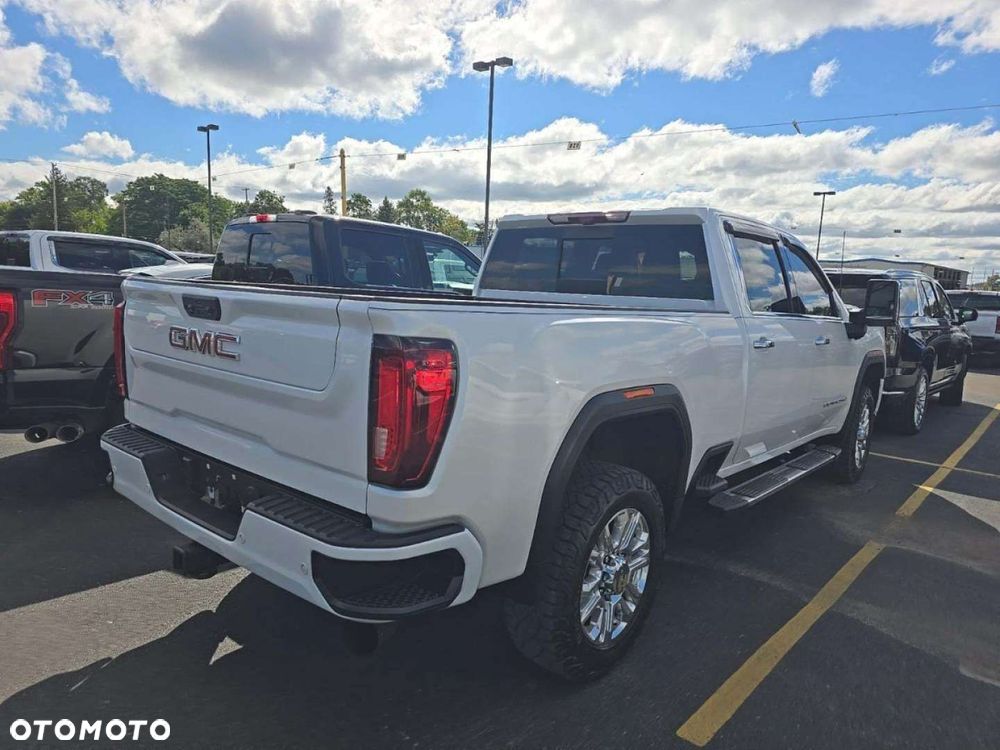 GMC Sierra - 6