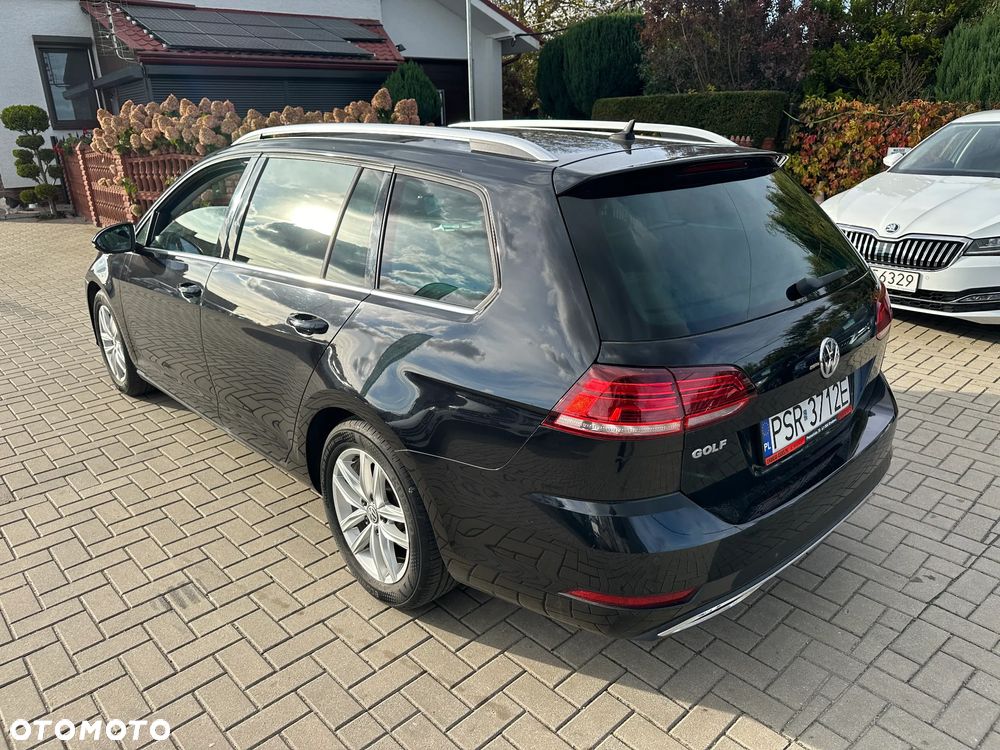 Volkswagen Golf - 4