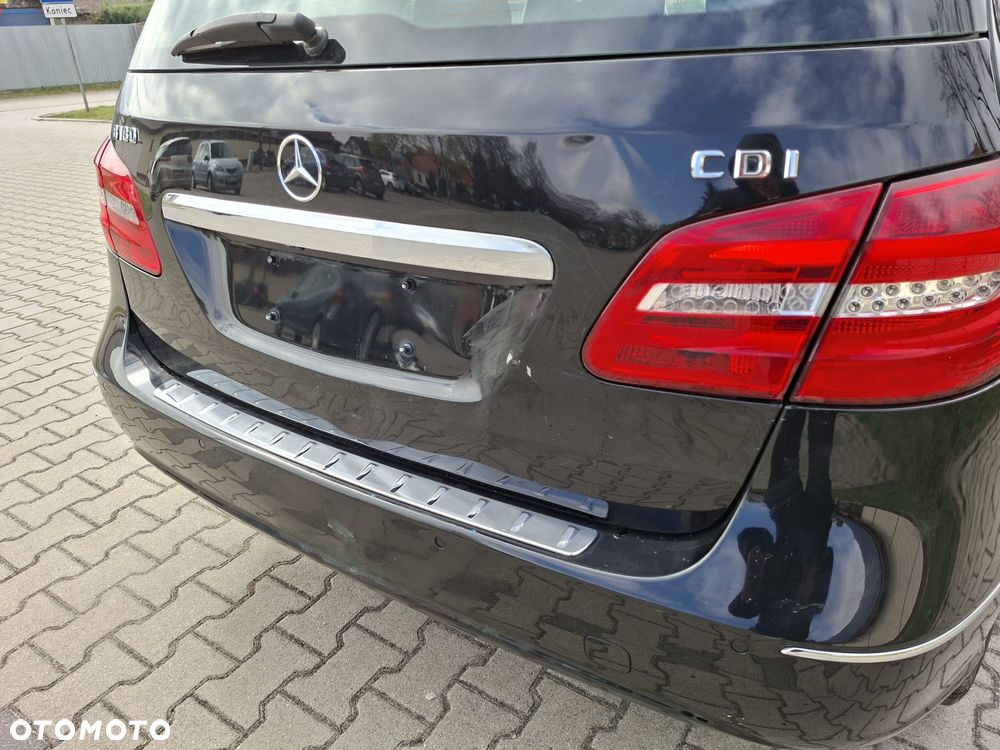 Mercedes-Benz Klasa B 180 CDI (BlueEFFICIENCY) 7G-DCT - 9