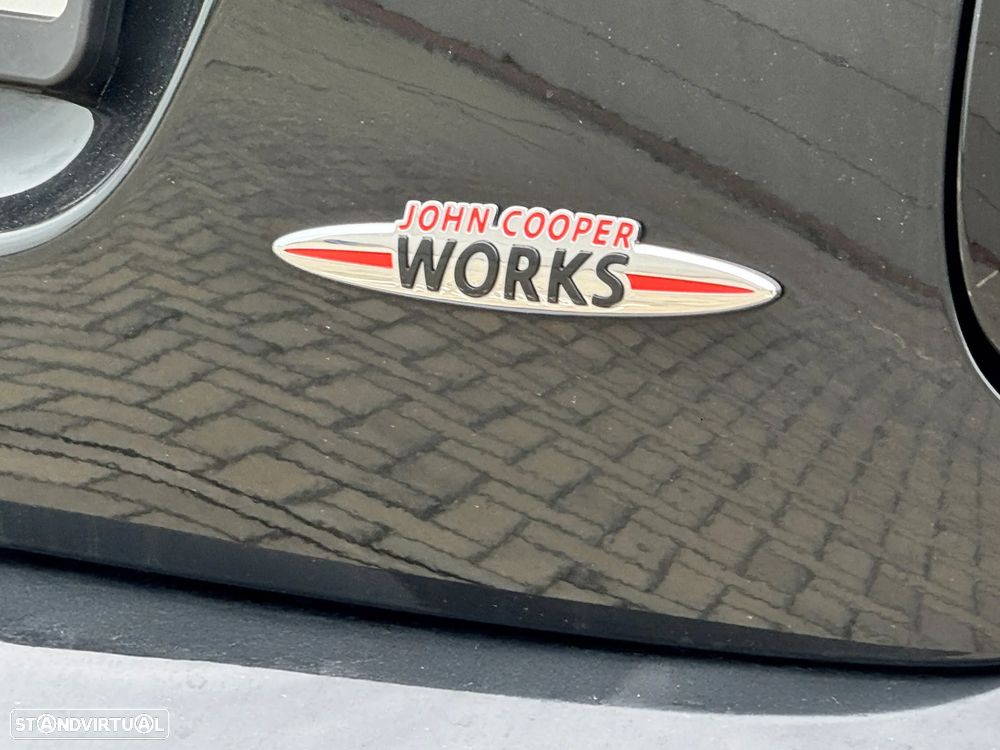 MINI 3 Portas John Cooper Works Plus Auto Desportiva - 13