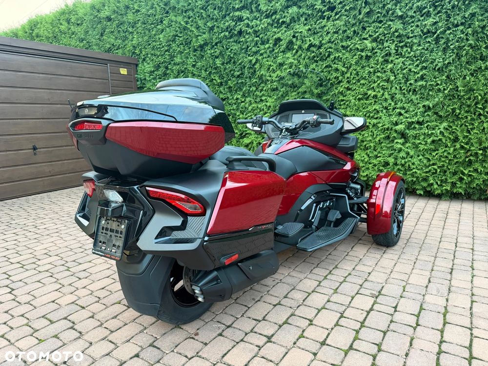 Can-Am Spyder - 5