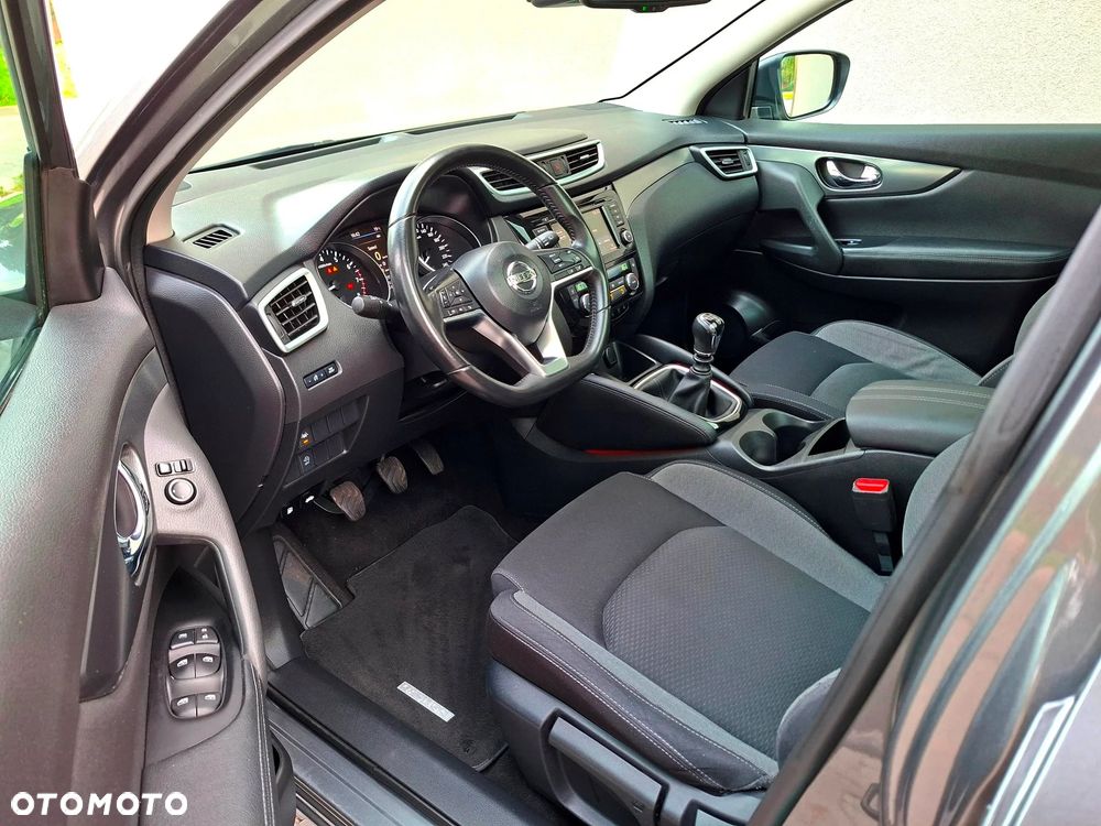 Nissan Qashqai 1.3 DIG-T N-Connecta - 20