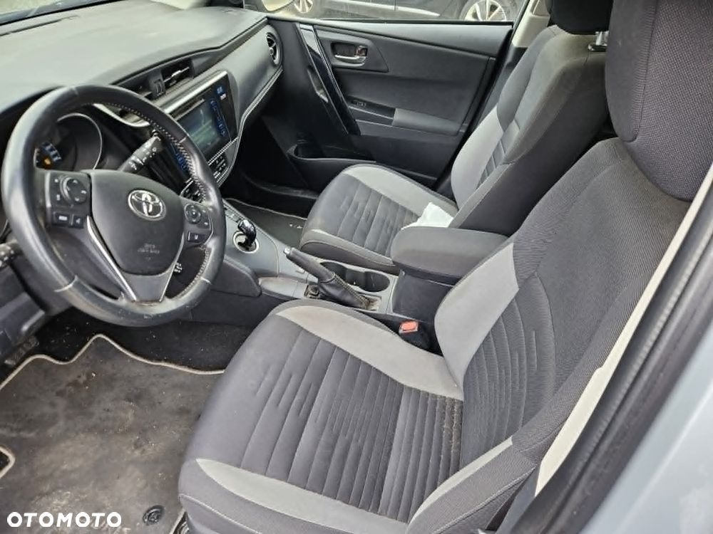 Toyota Auris - 3