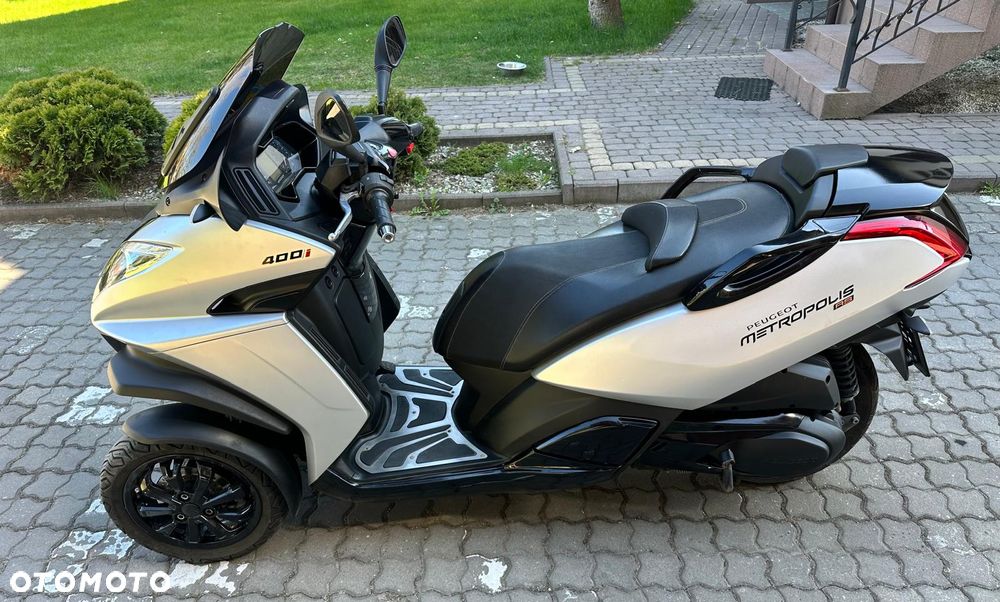 Peugeot Metropolis - 5
