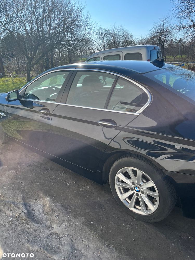 BMW Seria 5 - 27