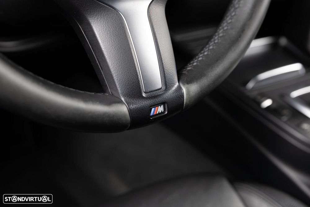 BMW 320 d Aut. Sport Line - 27