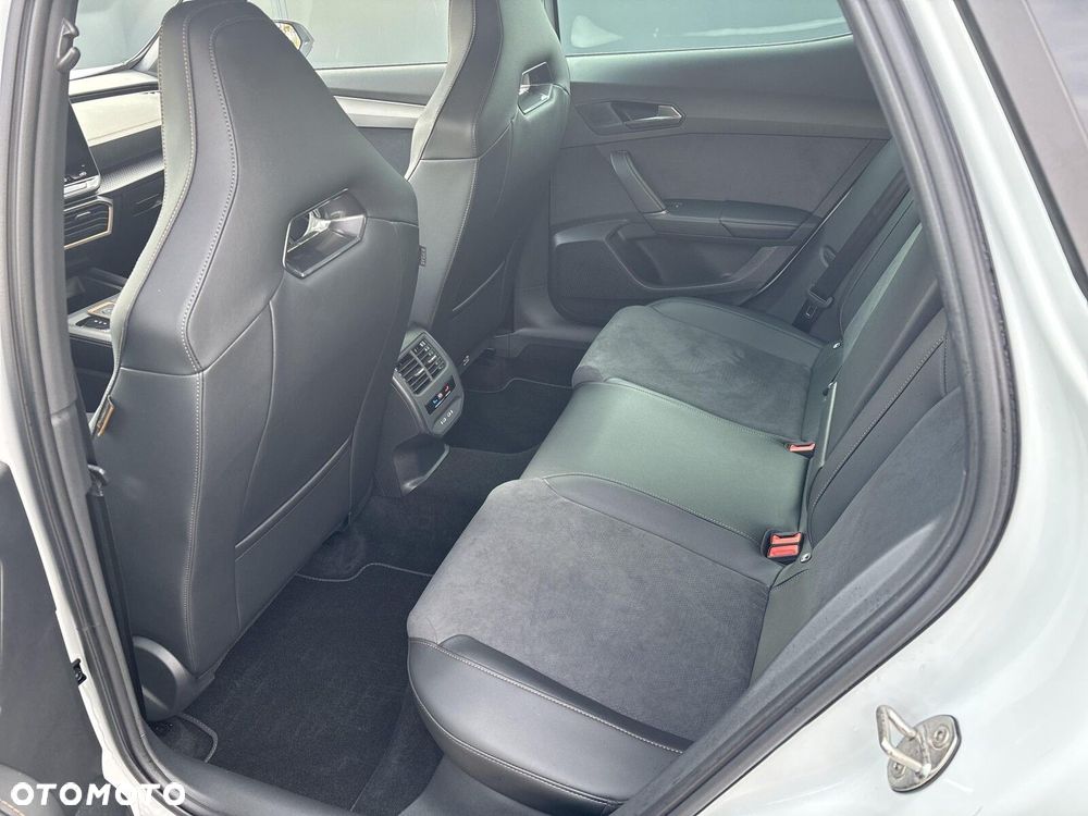 Cupra Formentor 1.5 eTSI mHEV DSG - 17