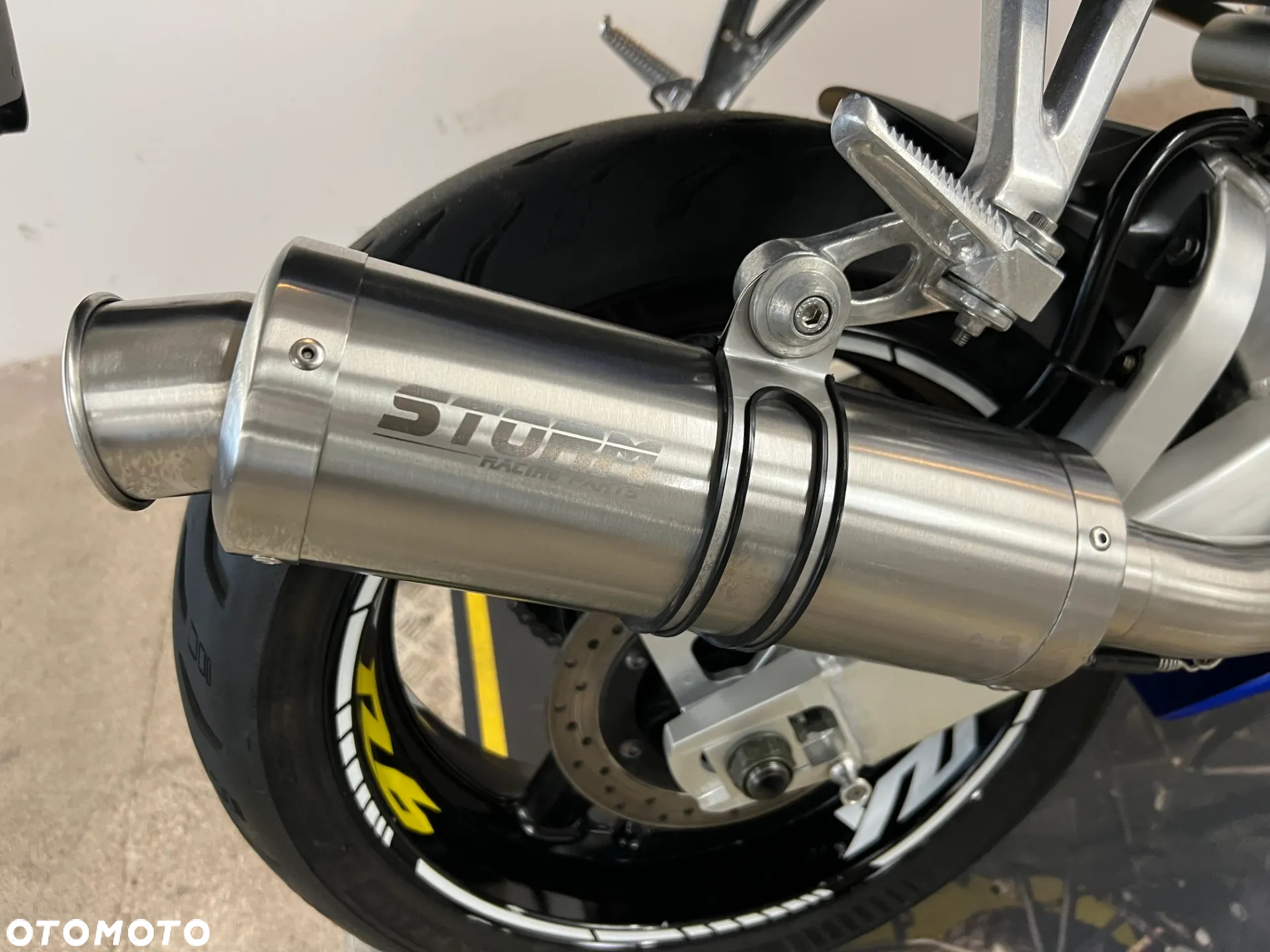 Yamaha R6 - 10