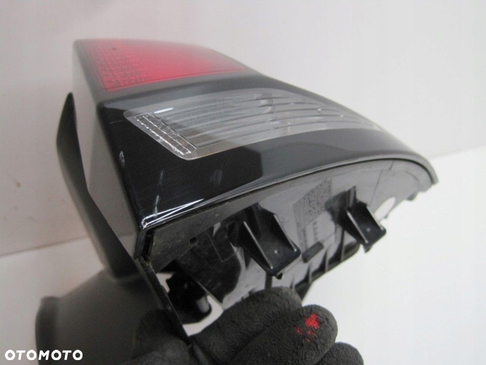 PEUGEOT 3008 II 16+ PRAWA TYLNA LAMPA ORYGINAŁ 9810477080 - 5