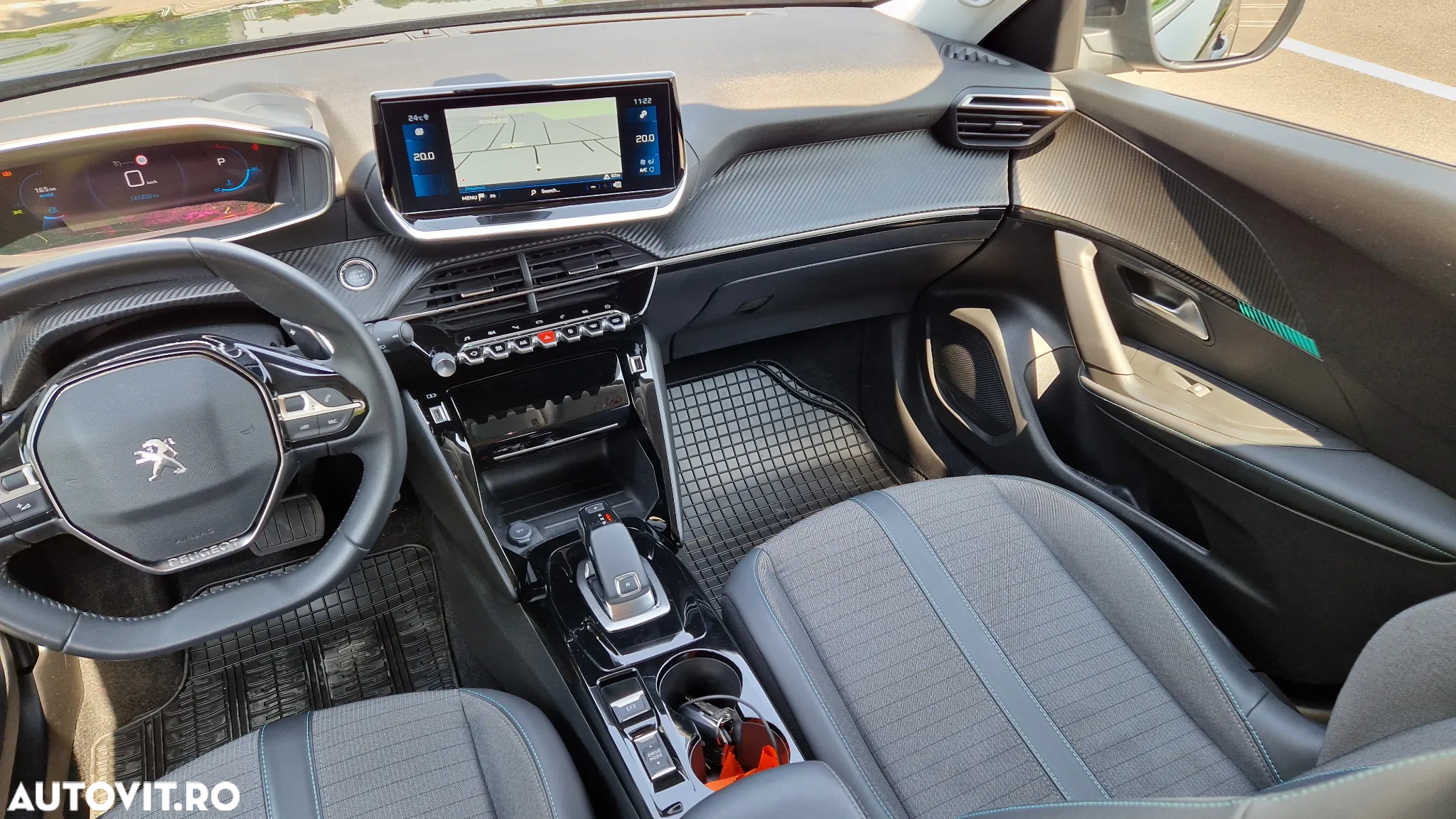 Peugeot 2008 1.5 BlueHDI EAT8 STT Allure Pack - 14