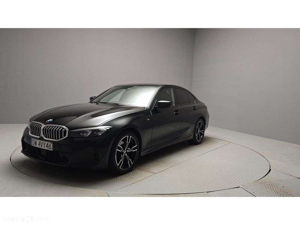 BMW Seria 3 320d xDrive mHEV M Sport - 6