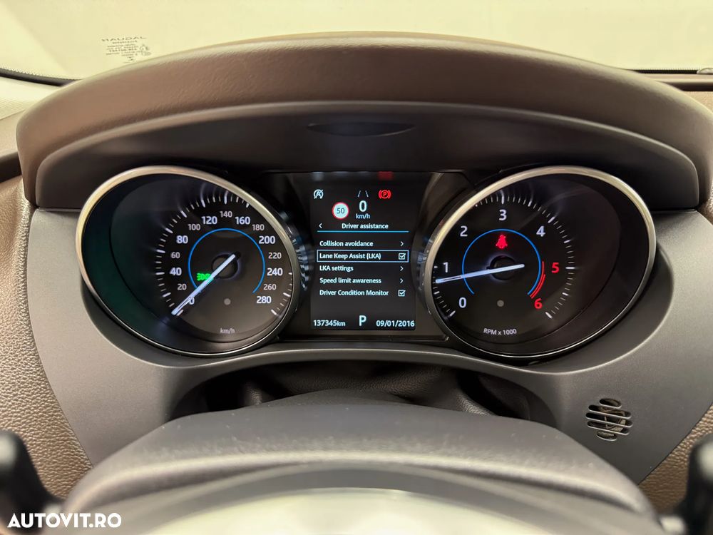 Jaguar F-Pace 25d AWD Aut. Prestige - 28