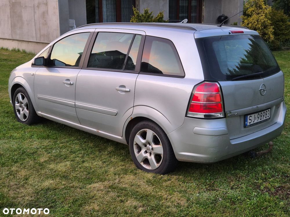 Opel Zafira 1.8 - 6