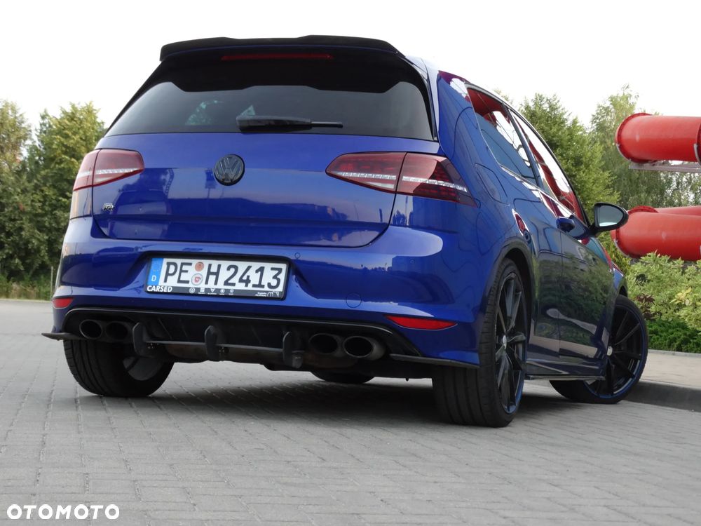 Volkswagen Golf - 8