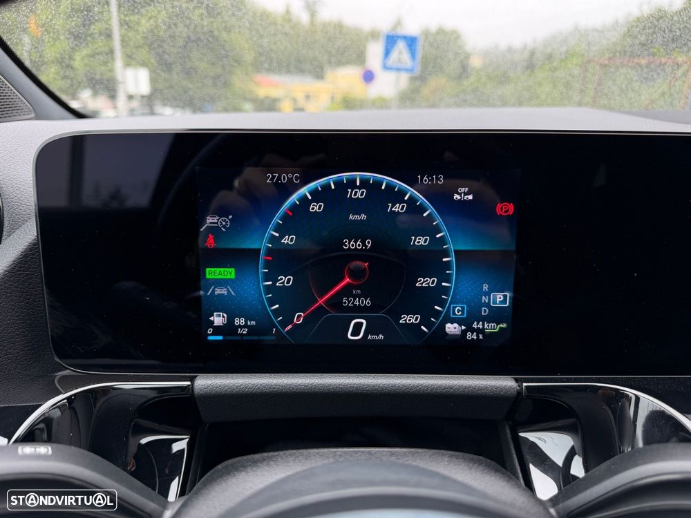 Mercedes-Benz GLA 250 - 18
