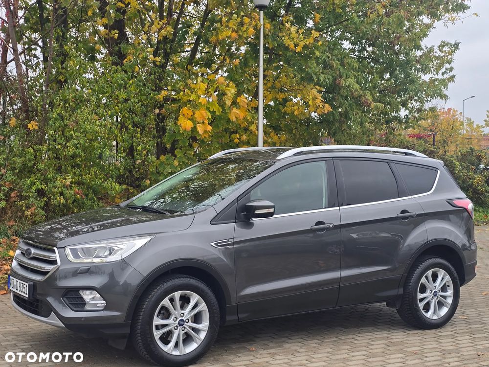 Ford Kuga 1.5 EcoBoost 2x4 Titanium - 35