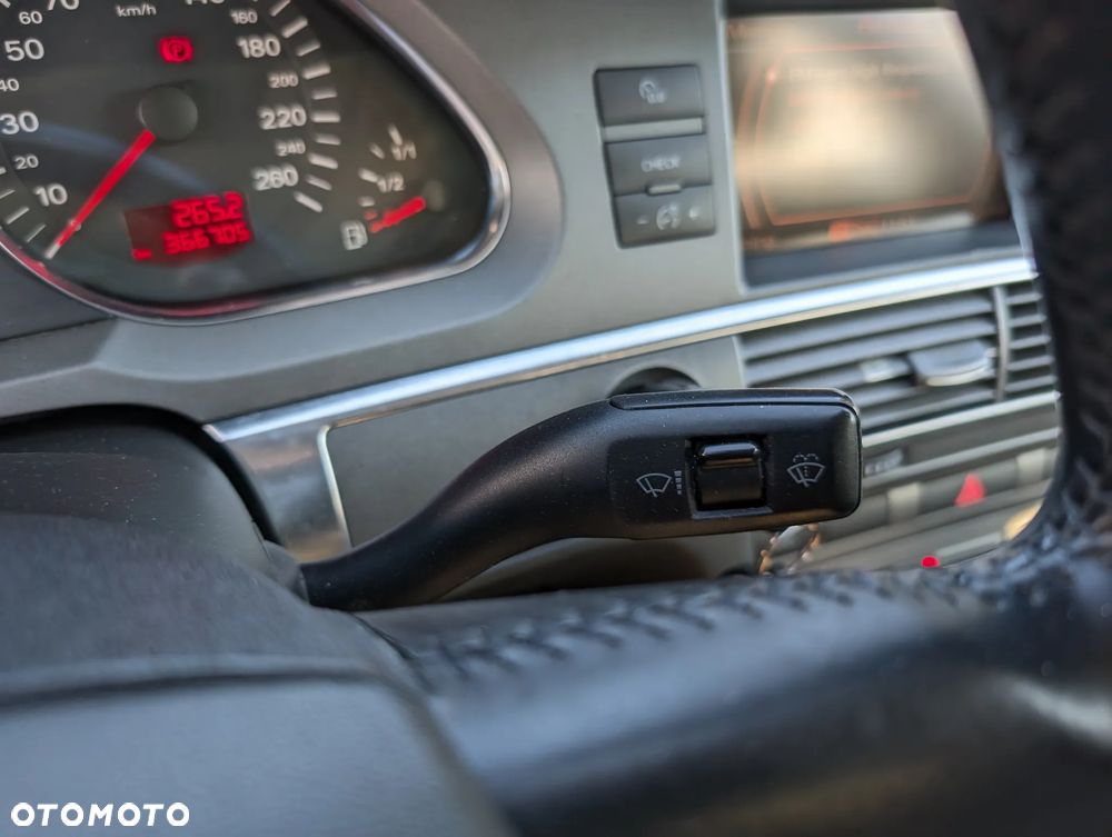 Audi A6 Limousine 2.4 - 22