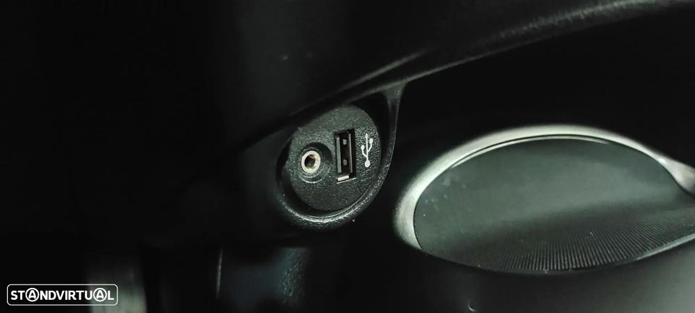 Nissan Juke 1.2 DIG-T N-Connecta - 32