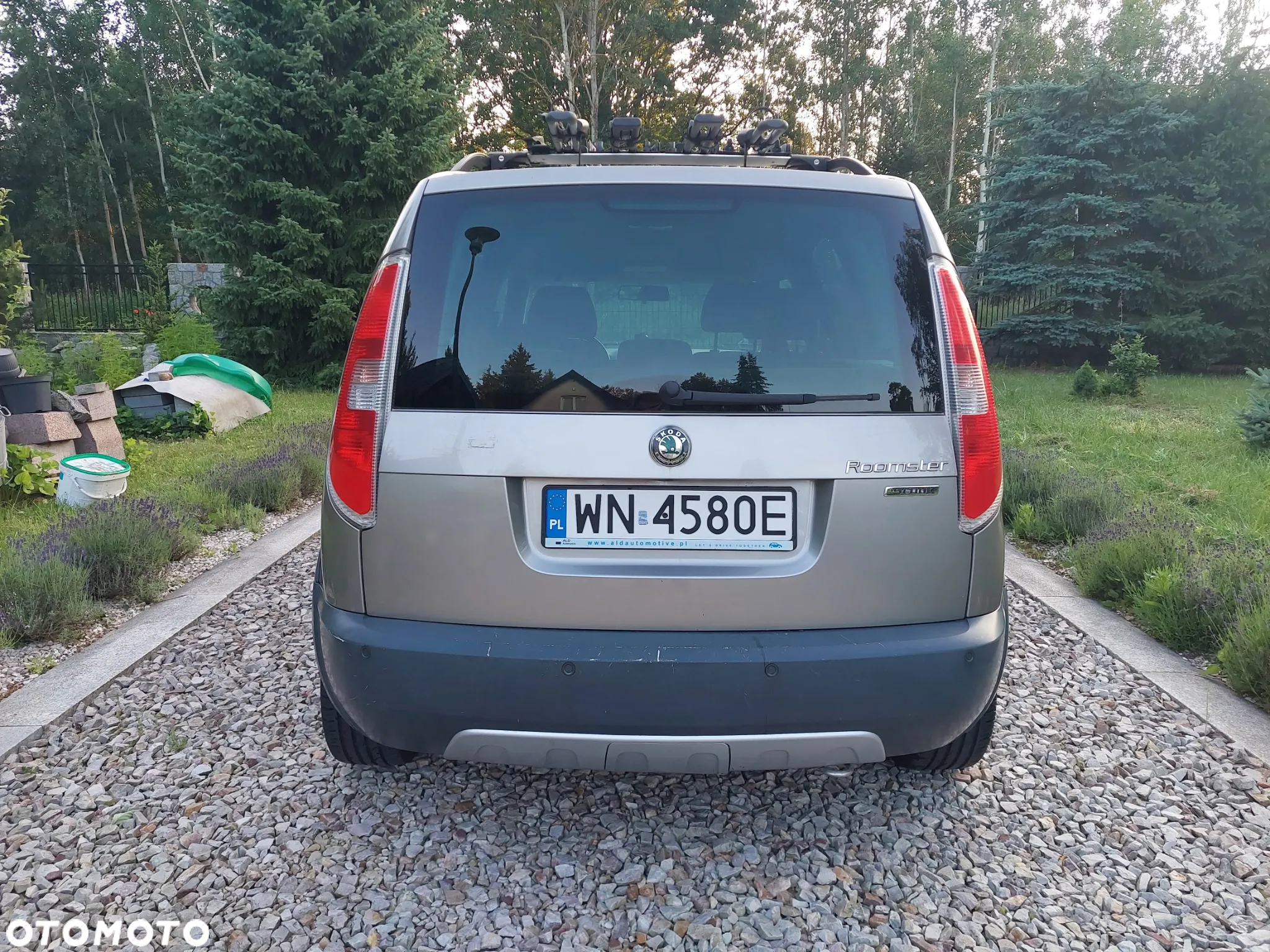 Skoda Roomster 1.9 TDI Scout - 8