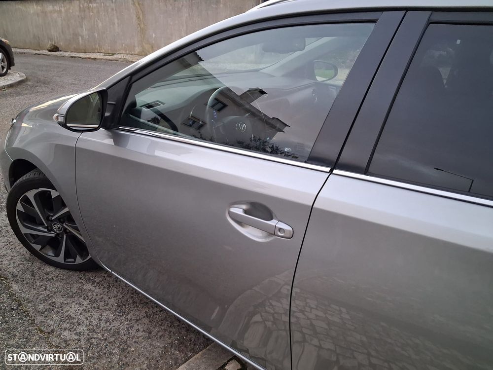 Toyota Auris Touring Sports 1.4 D-4D Comfort - 10