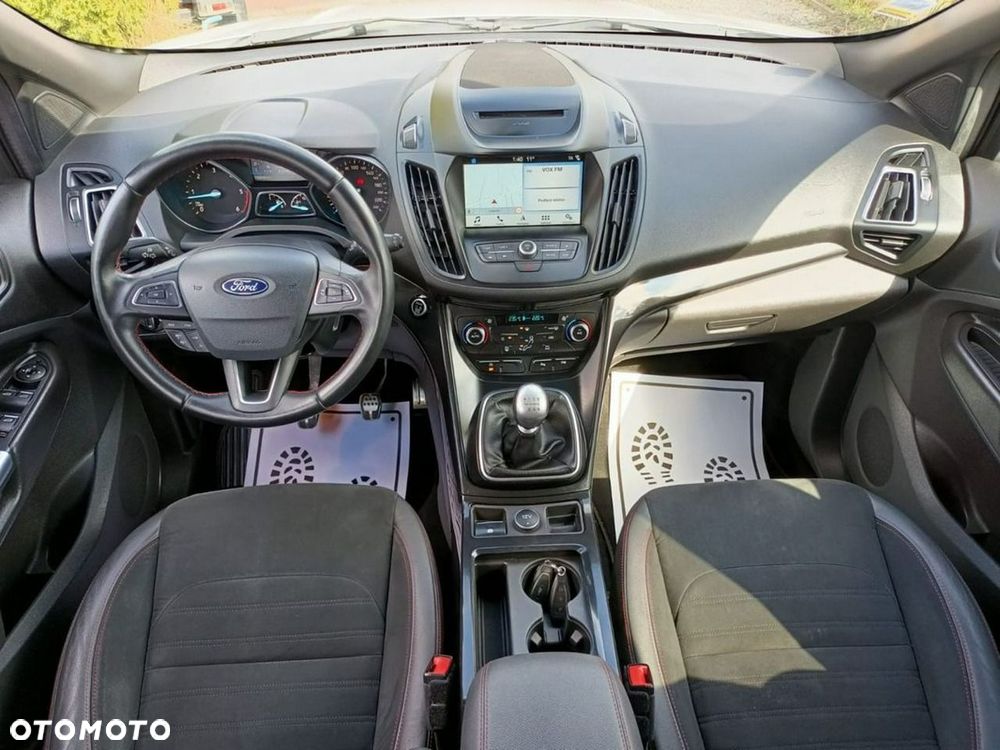 Ford Kuga 2.0 TDCi 4x2 ST-Line - 20