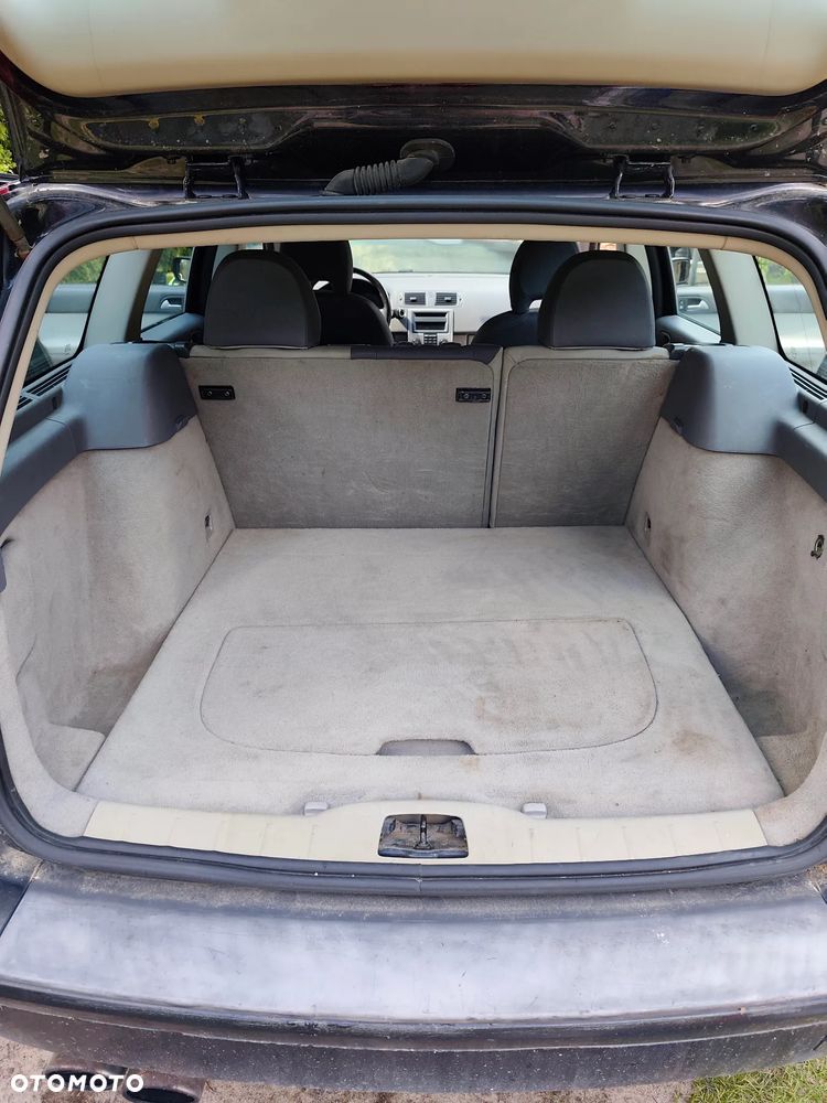 Volvo V50 1.8 - 22