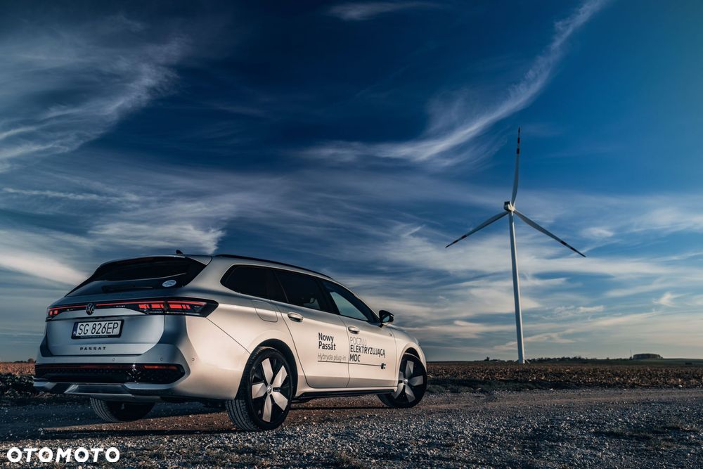 Volkswagen Passat 1.5 TSI eHybrid PHEV 200kW R-Line Plus DSG - 5