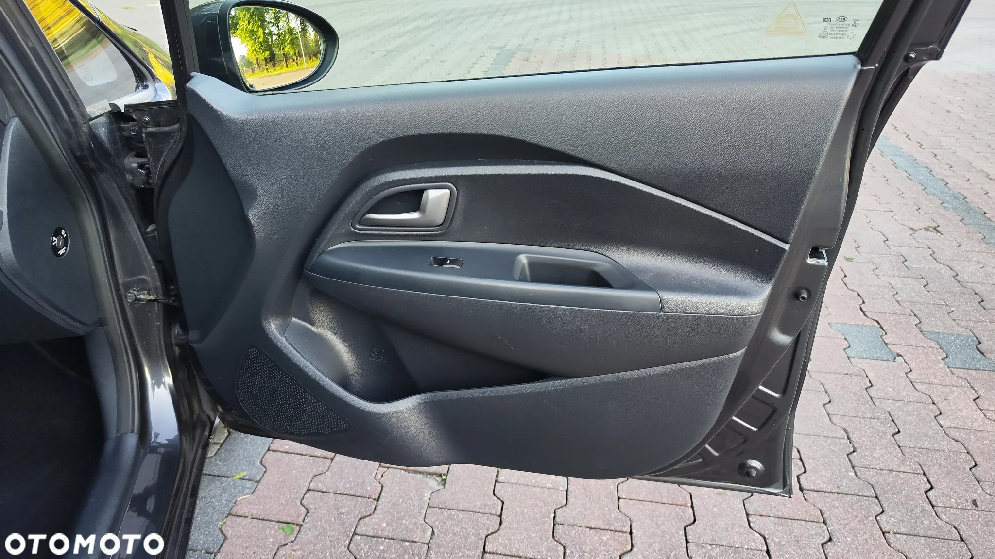Kia Rio 1.2 Business Line - 26