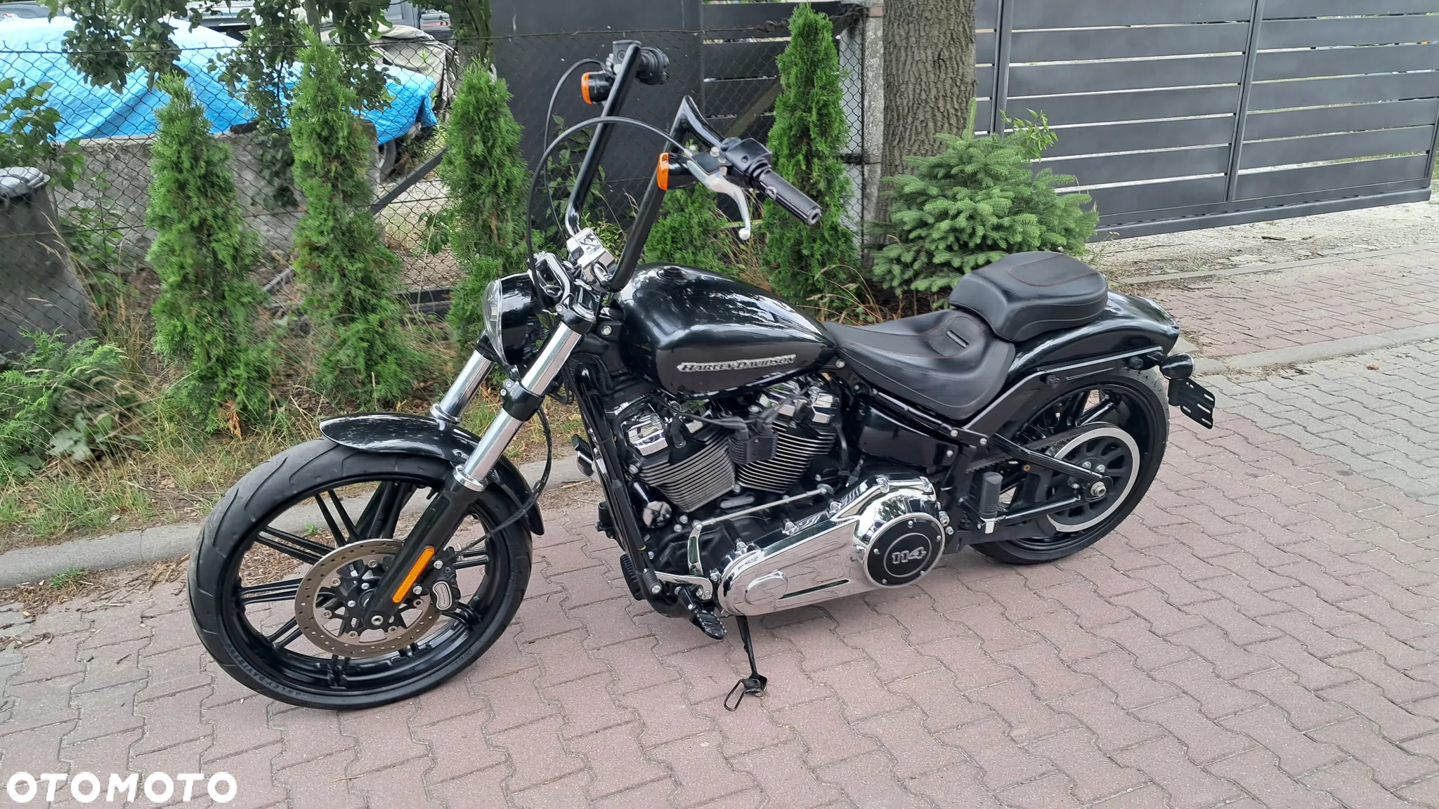 Harley-Davidson Softail Breakout - 4