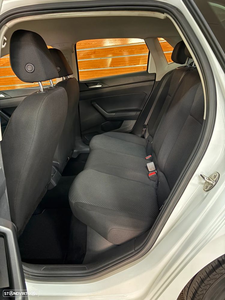 VW Polo 1.0 ACTIVE - 11