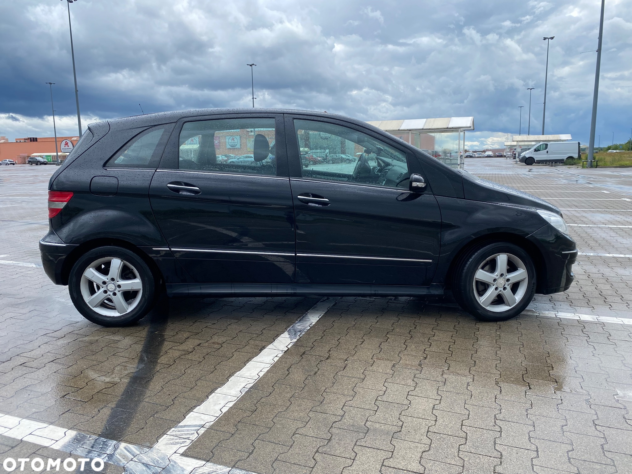 Mercedes-Benz Klasa B 200 CDI - 10