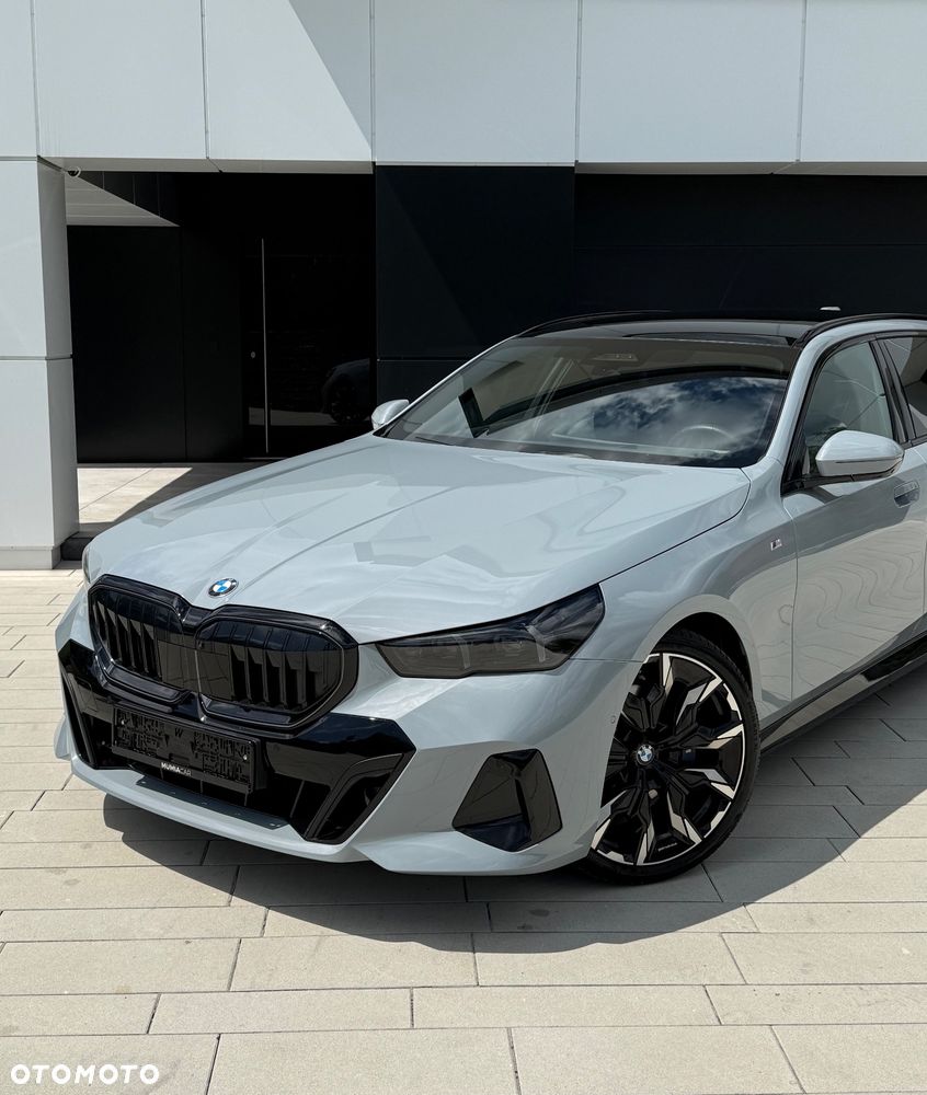 BMW Seria 5 520d xDrive mHEV M Sport - 4