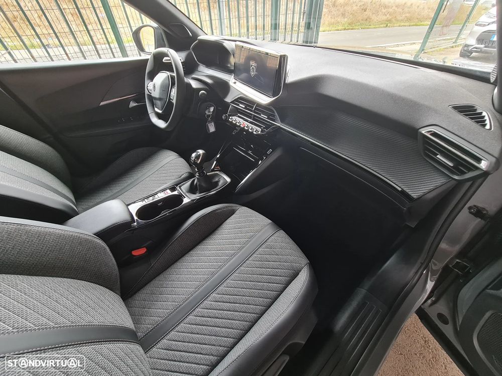 Peugeot 2008 1.2 PureTech Allure - 10