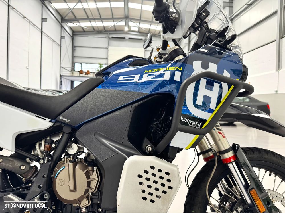 Husqvarna Norden 901 EXPEDITION - 7