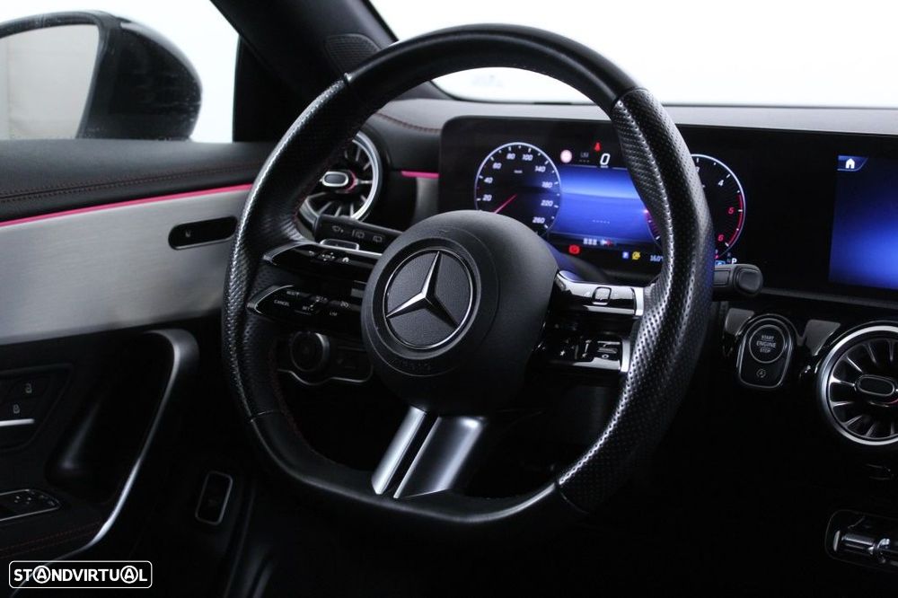 Mercedes-Benz CLA 180 d Shooting Brake AMG Line Aut. - 16